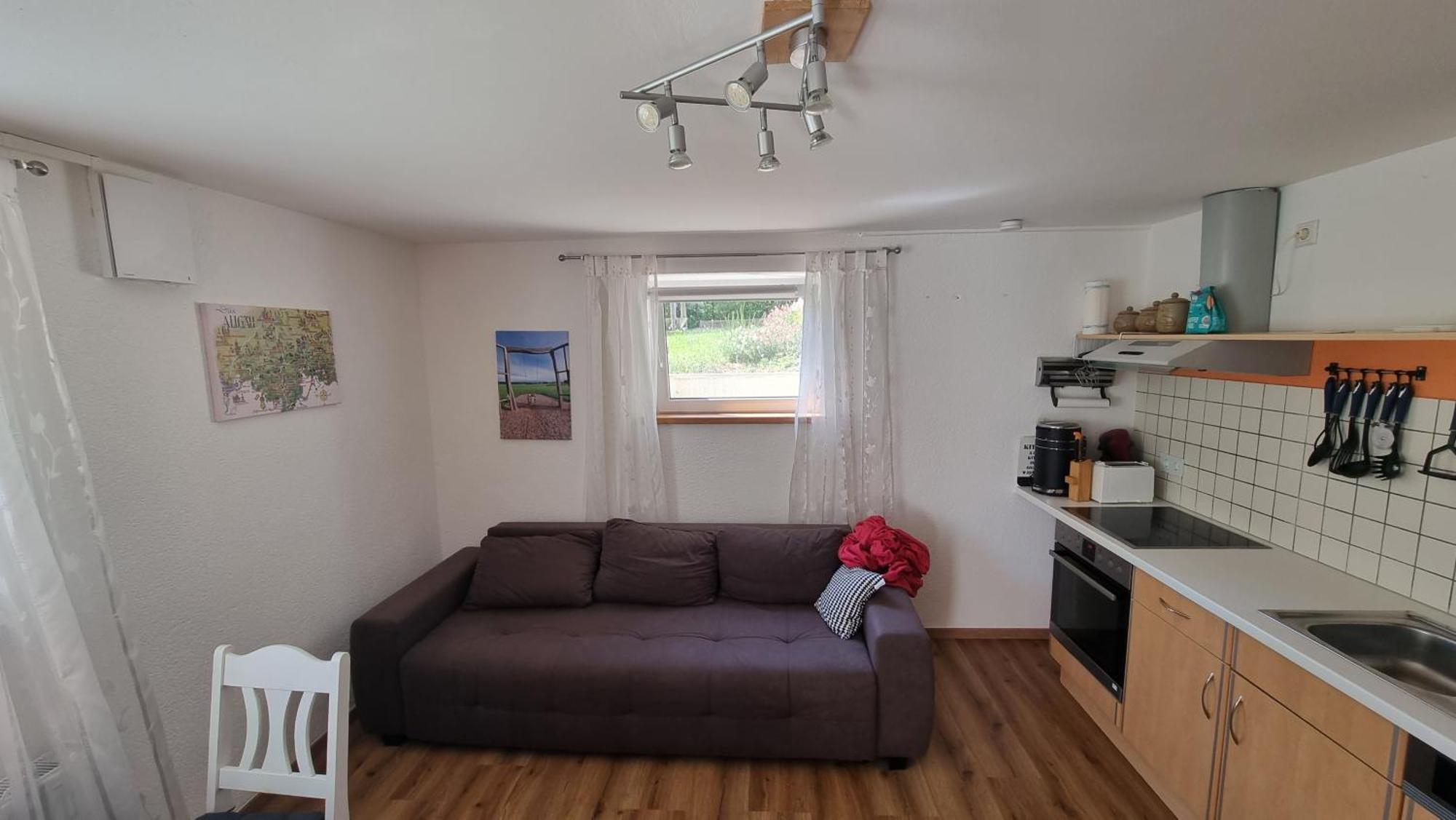 Ruhige Ferienwohnung Inklusive Garten Souterrain - Neu Renoviert Lachen Dış mekan fotoğraf
